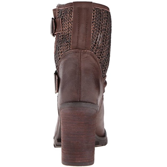 Lug Sole Chunky Heel Buckle Detail Engineer Boots - Picture 6 of 14